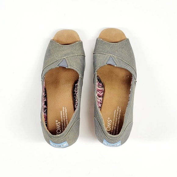 TOMS metallic canvas cork wedge shoes Sz 6.5 - Picture 4 of 9